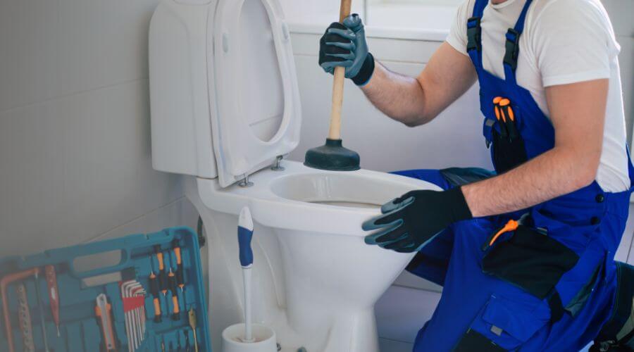 Local annual plumbing maintenance in Henry, IL